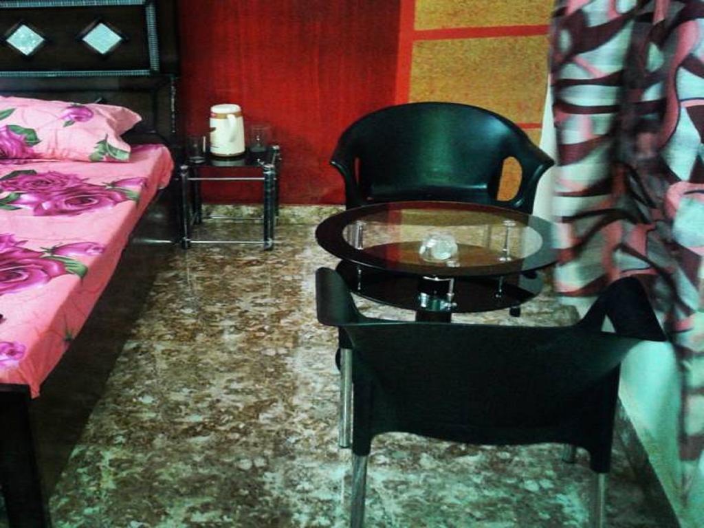 Hotel Jan Jan Tak Dehradun Habitación foto
